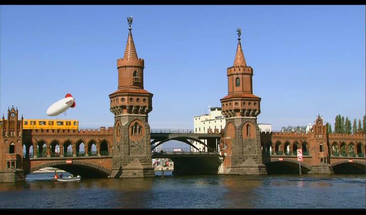 半空眺柏林：伴着齐柏林飞艇看首都剧照的剧照