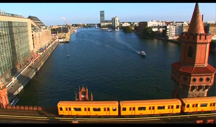 半空眺柏林：伴着齐柏林飞艇看首都剧照的剧照