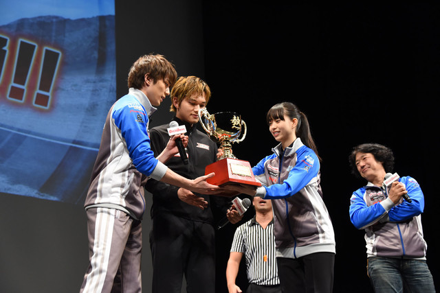 增速驱动剧照的剧照