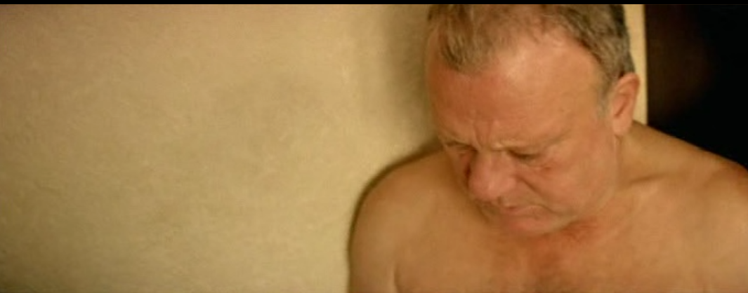 独自站立剧照的剧照