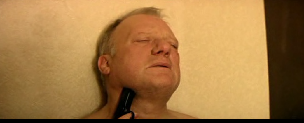 独自站立剧照的剧照