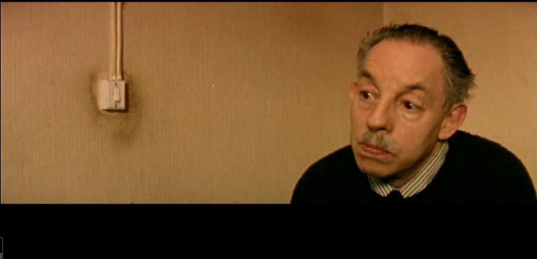 独自站立剧照的剧照