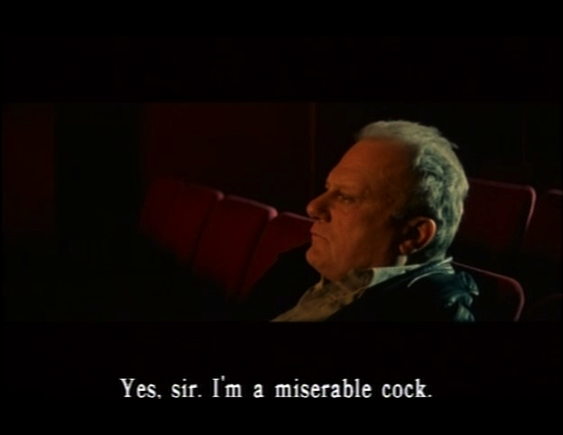 独自站立剧照的剧照