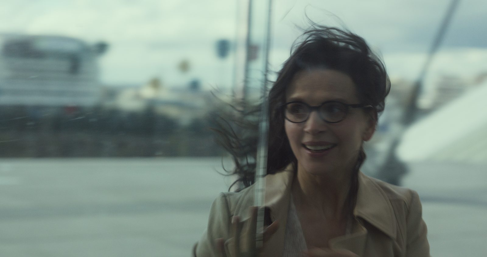 你觉得我是谁剧照的剧照