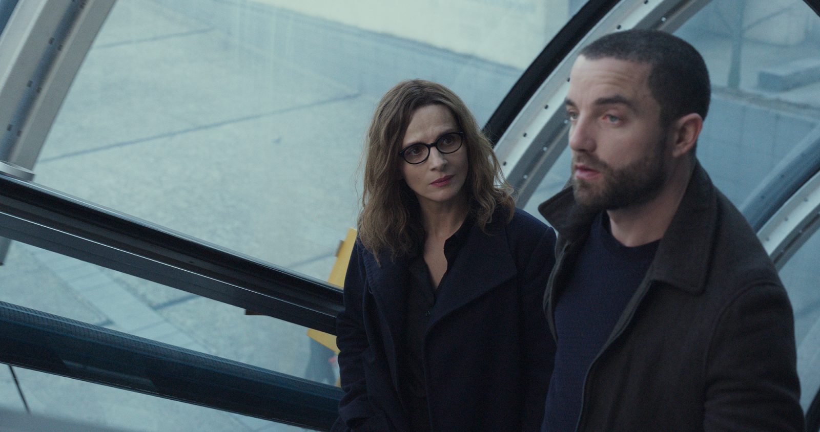 你觉得我是谁剧照的剧照