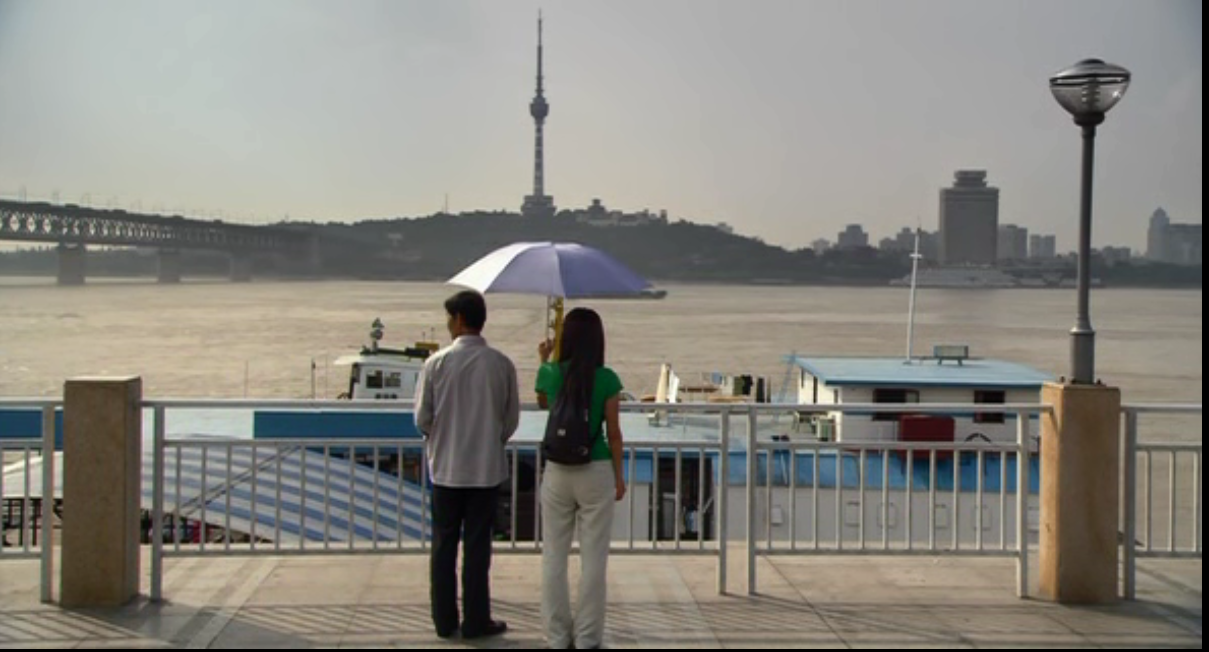 江城夏日剧照的剧照