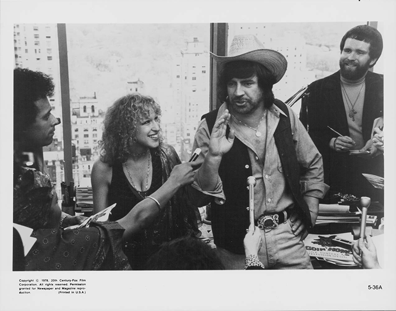 歌声泪痕剧照的剧照