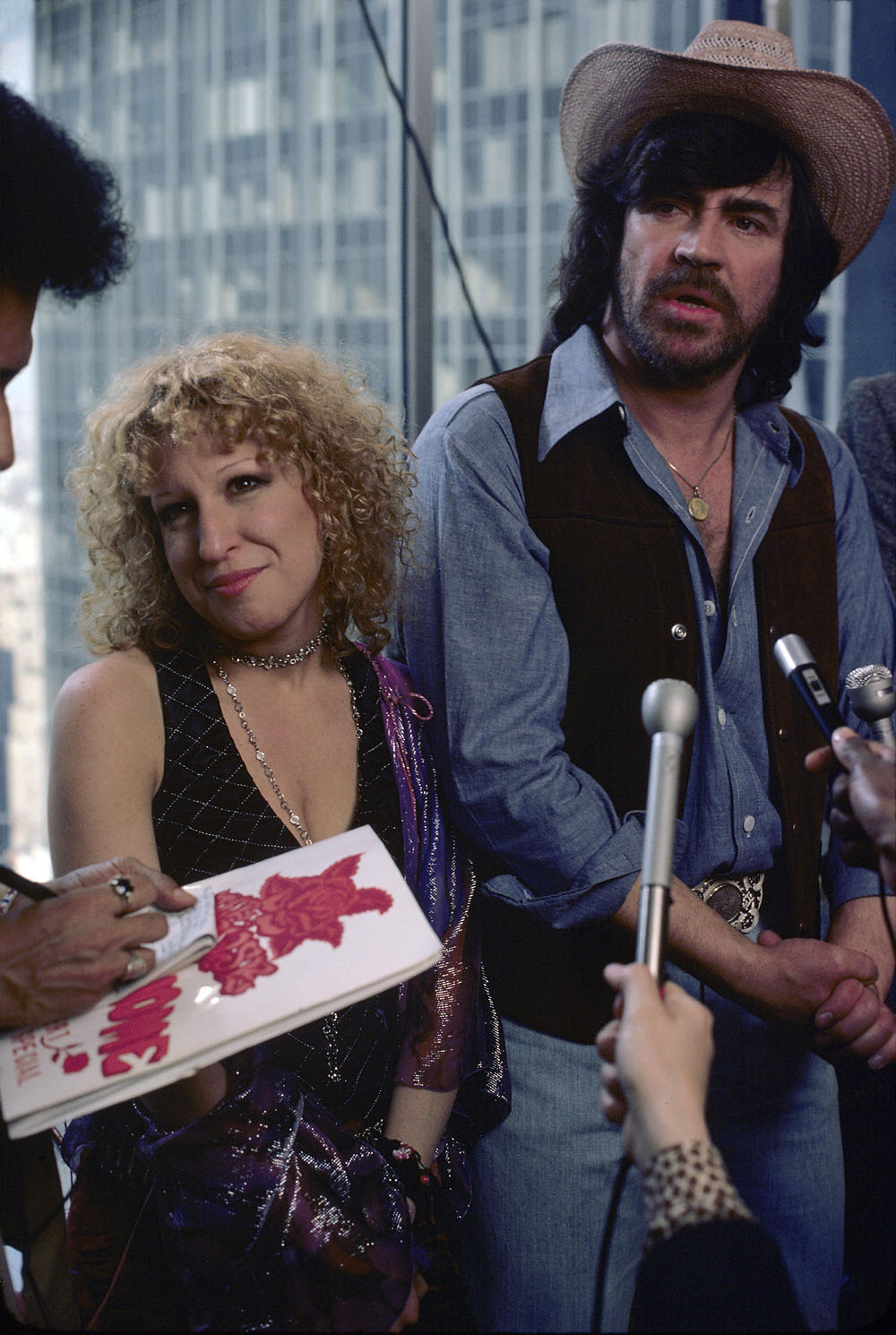 歌声泪痕剧照的剧照