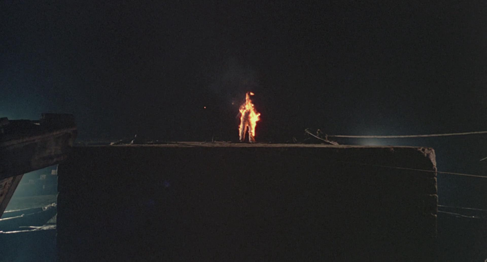 投奔怒海剧照的剧照