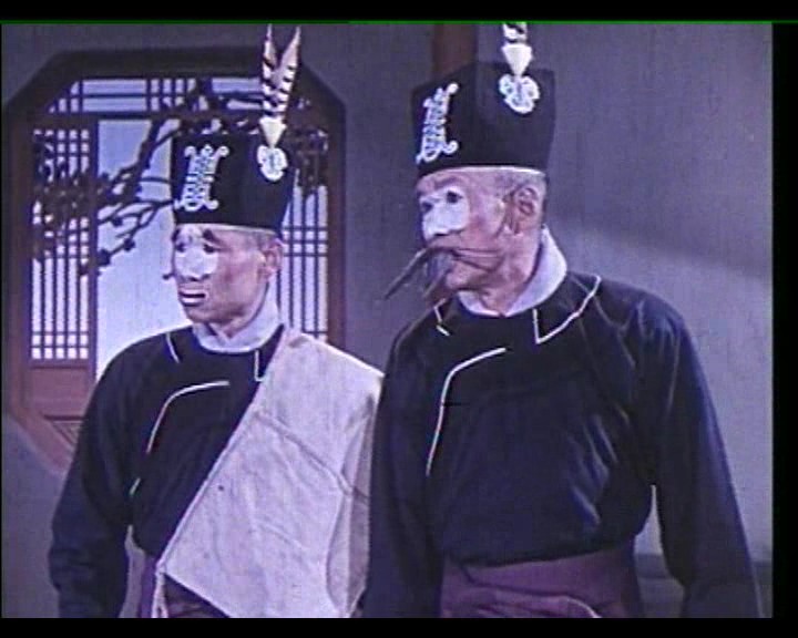 荒山泪剧照的剧照