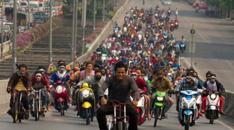 冬荫功2：拳霸天下剧照的剧照