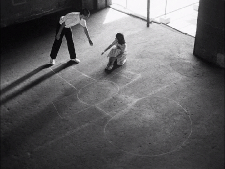 追悼暗语剧照的剧照