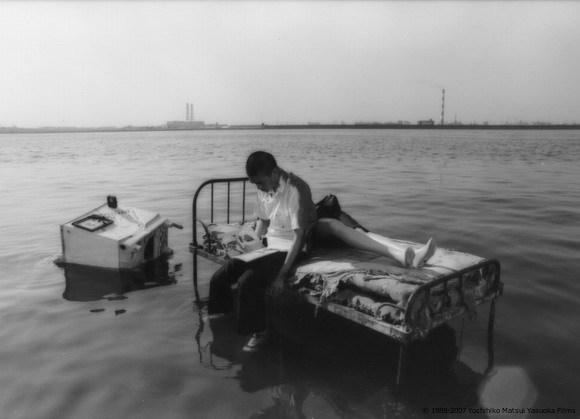 追悼暗语剧照的剧照