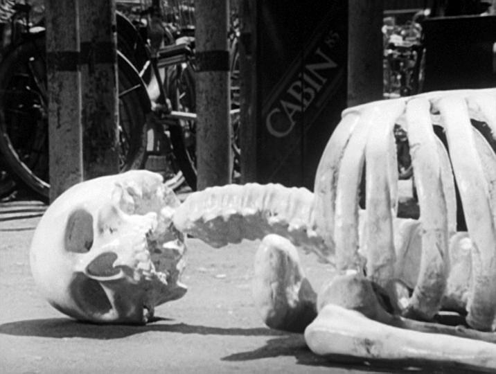 追悼暗语剧照的剧照