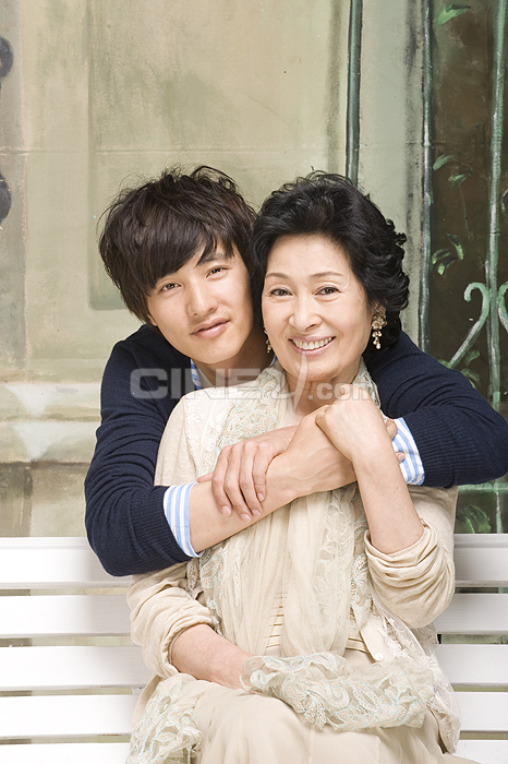 母亲剧照的剧照