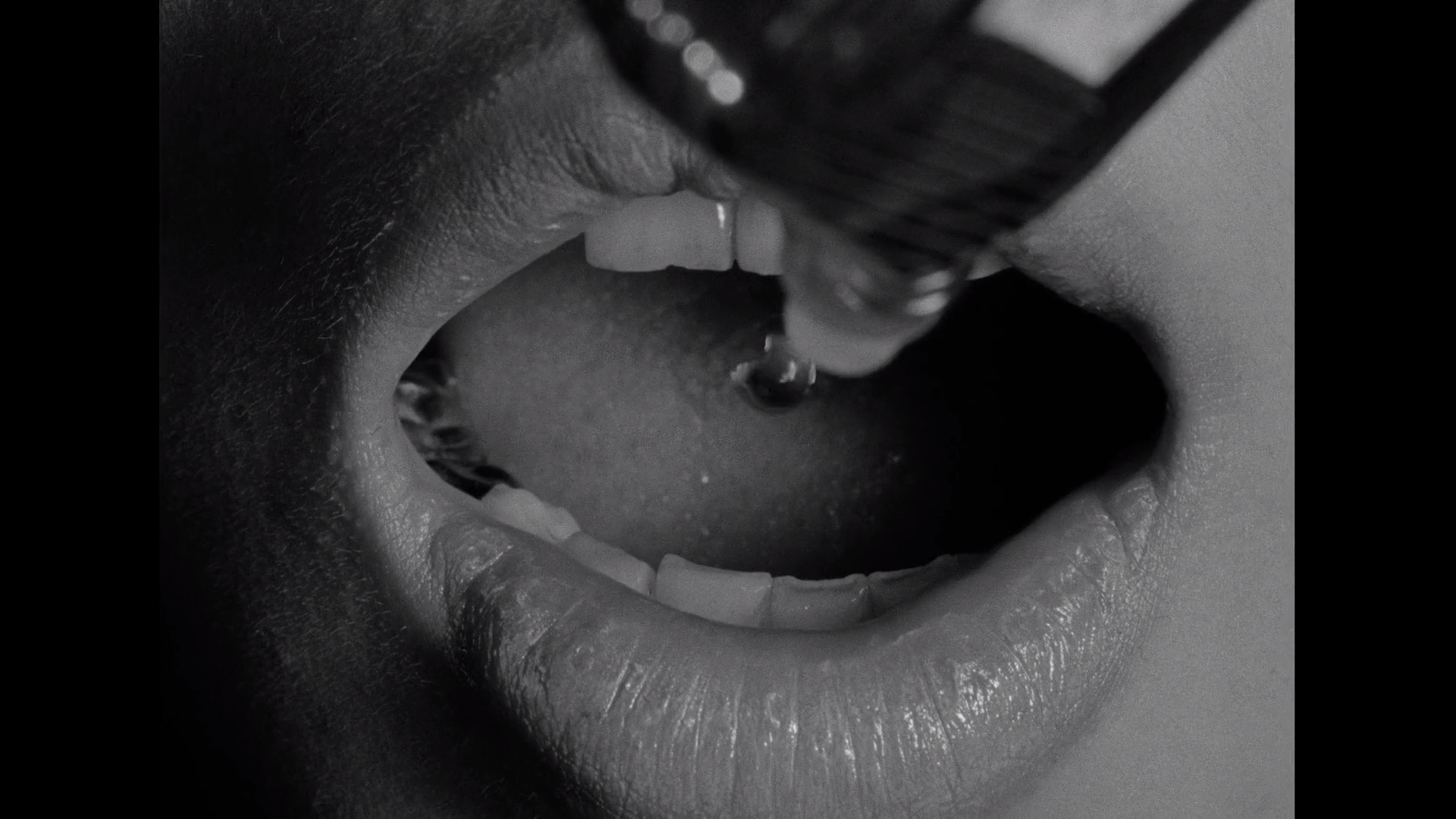 蔷薇的葬礼剧照的剧照