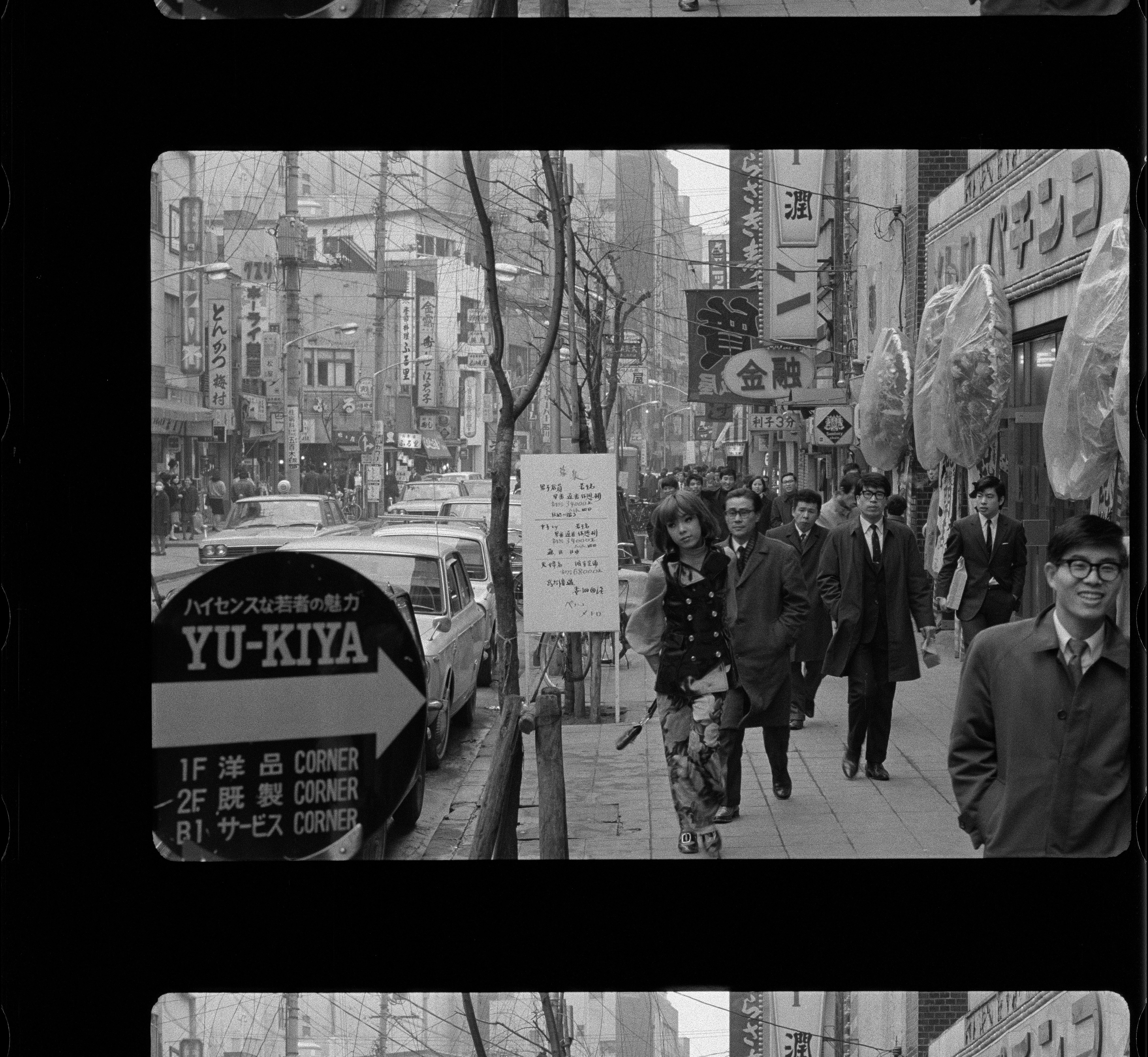 蔷薇的葬礼剧照的剧照