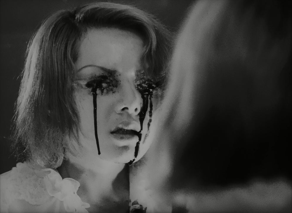 蔷薇的葬礼剧照的剧照