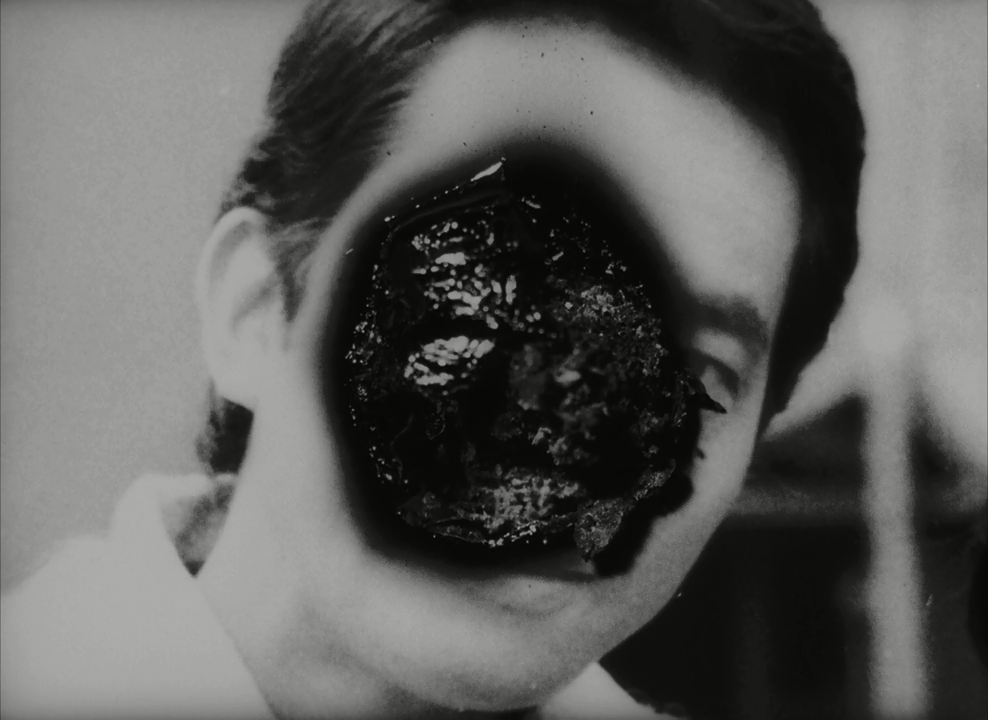 蔷薇的葬礼剧照的剧照