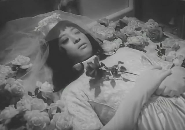 蔷薇的葬礼剧照的剧照