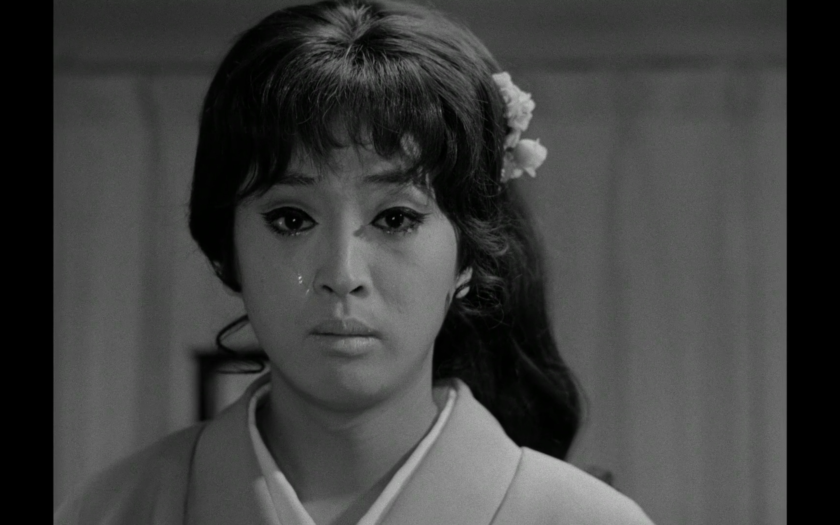 蔷薇的葬礼剧照的剧照