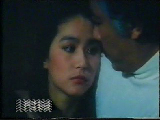 枪口下的小百合剧照的剧照