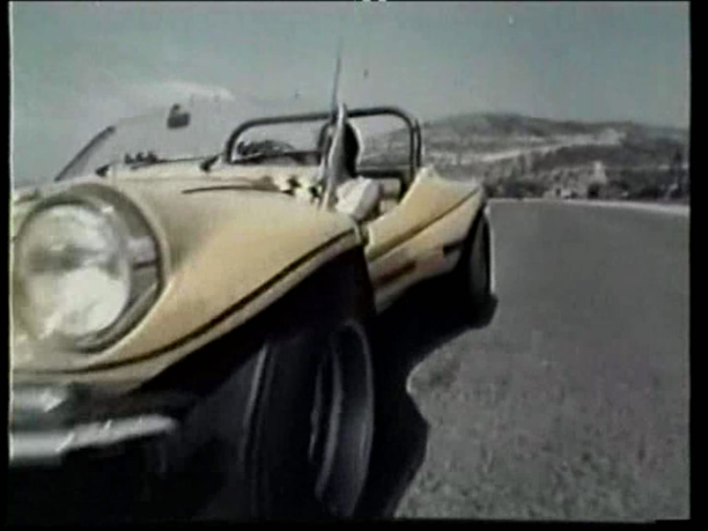 Εξι Διεστραμμένες Ζητούν Δολοφόνο剧照的剧照