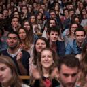 大学一年级剧照