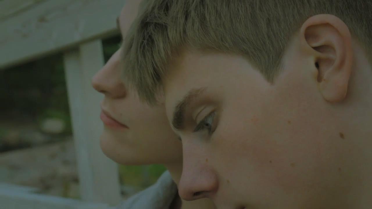 爱砸了剧照的剧照