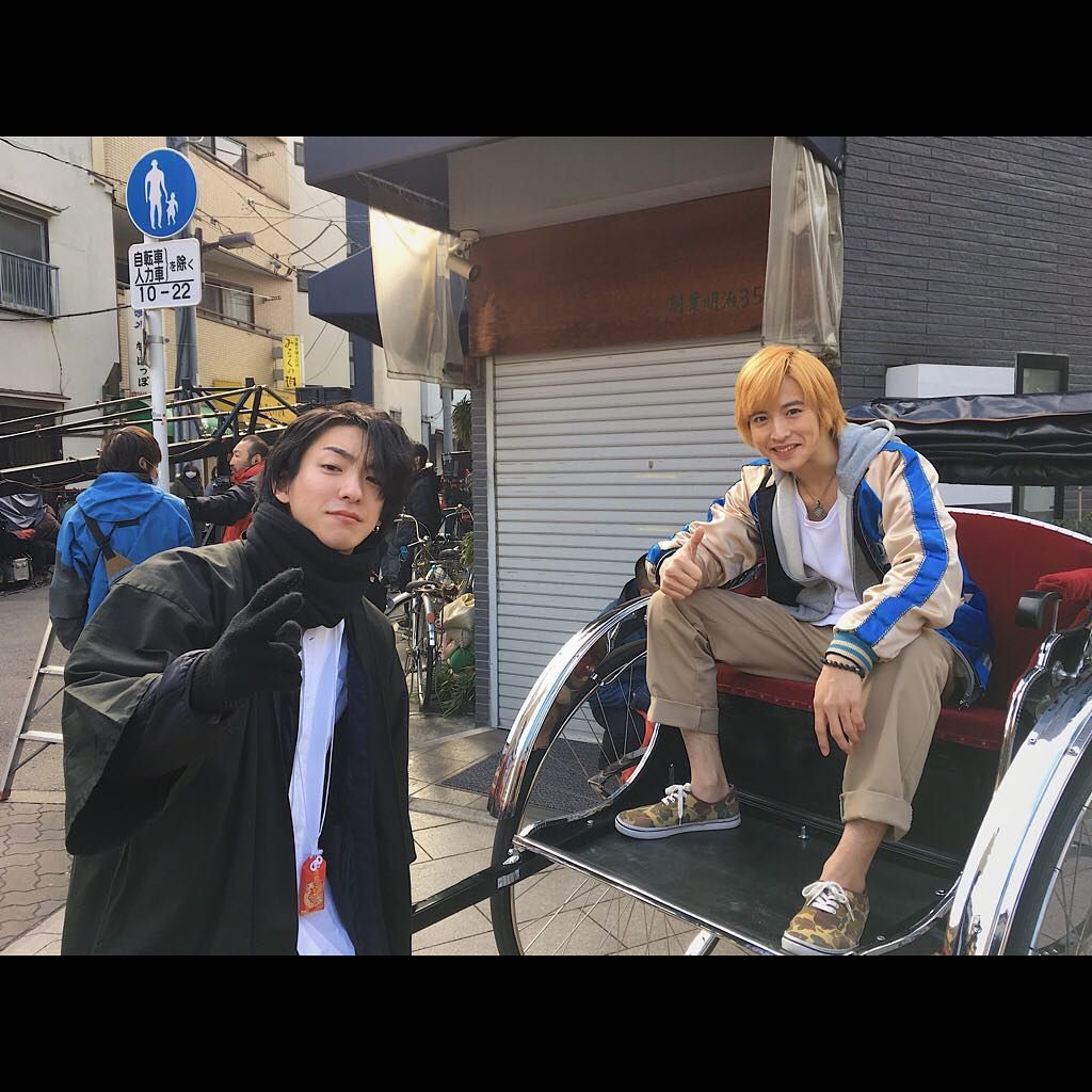 浅草少年剧照的剧照