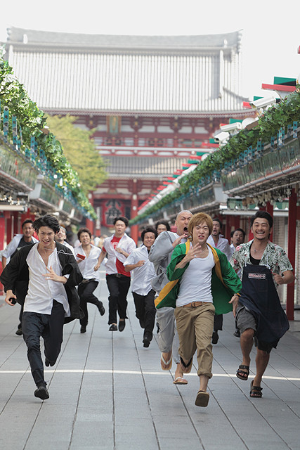 浅草少年剧照的剧照