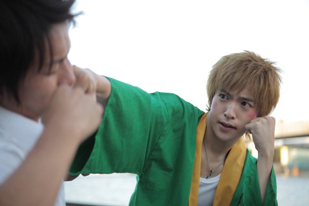 浅草少年剧照的剧照