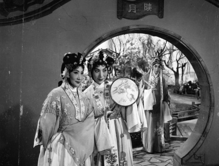 尤三姐剧照的剧照