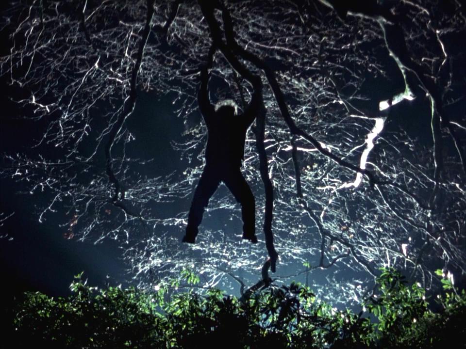 爬行人剧照的剧照