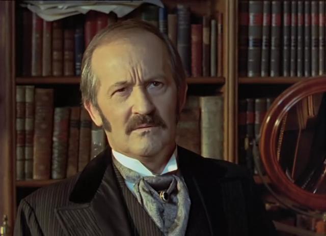 爬行人剧照的剧照