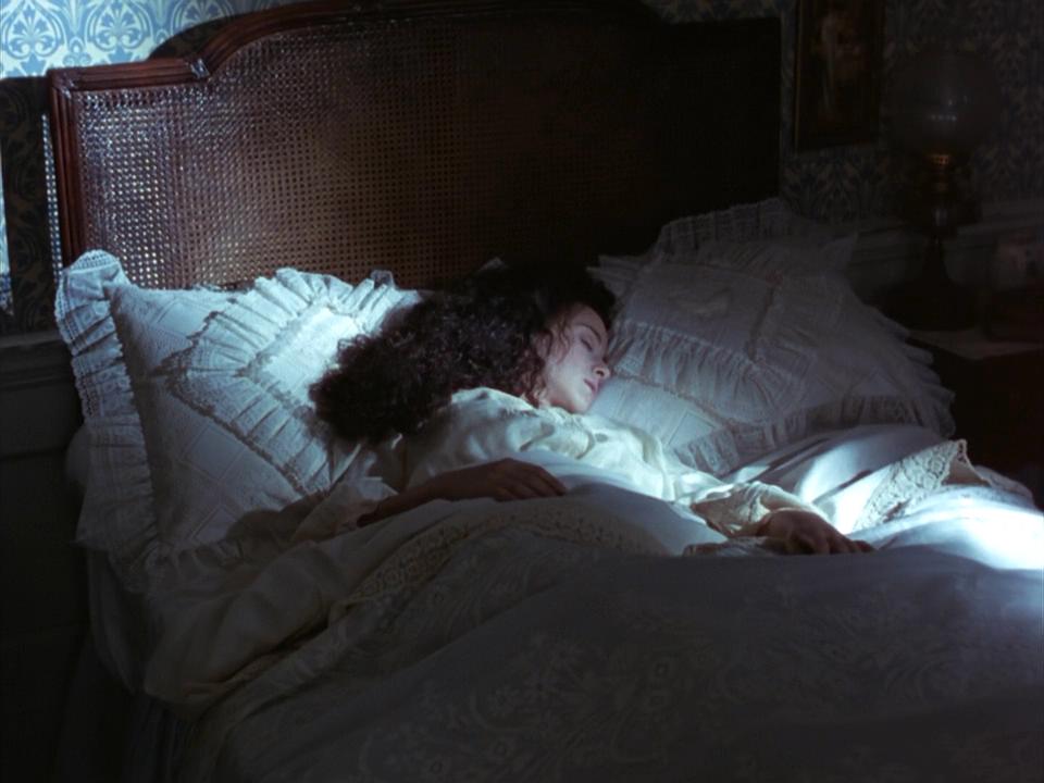 爬行人剧照的剧照