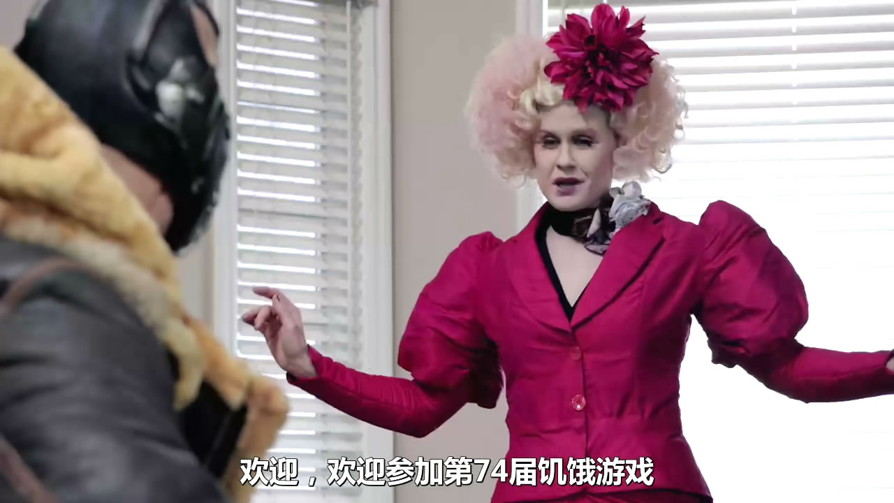 龙纹身的女鬼入镜剧照的剧照