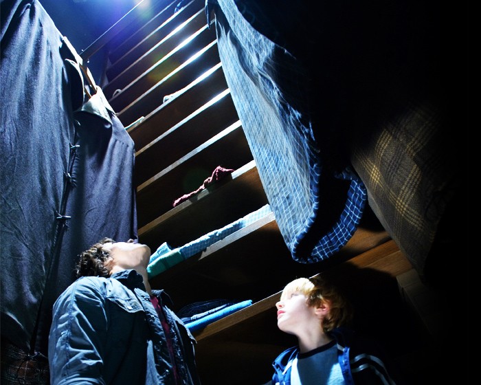 神秘洞穴剧照的剧照