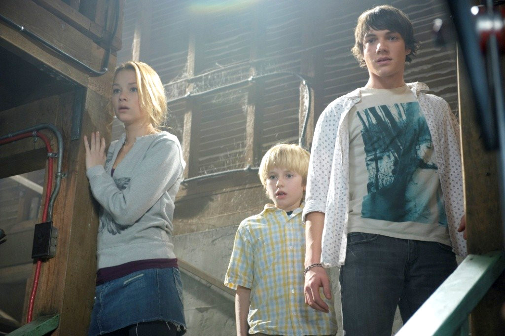 神秘洞穴剧照的剧照