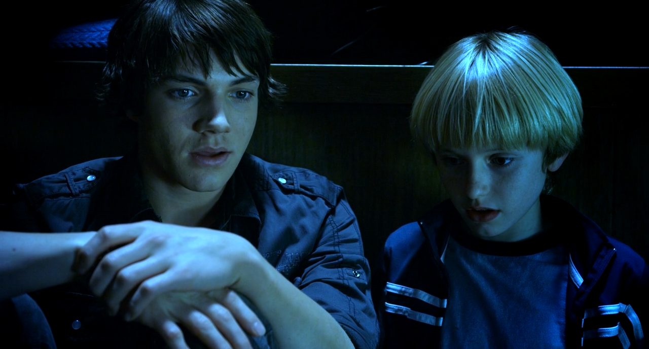 神秘洞穴剧照的剧照