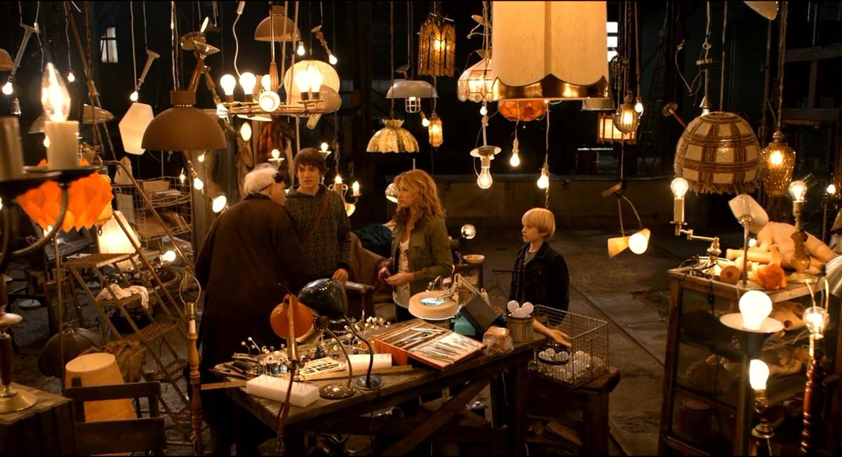 神秘洞穴剧照的剧照