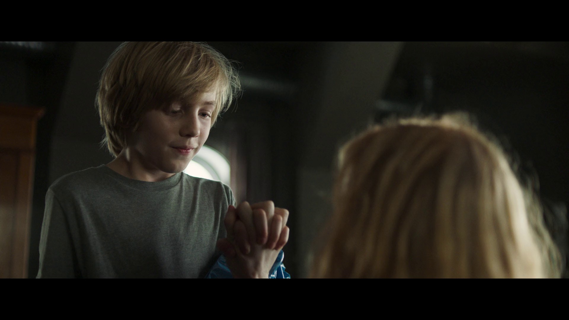 禁闭男童剧照的剧照