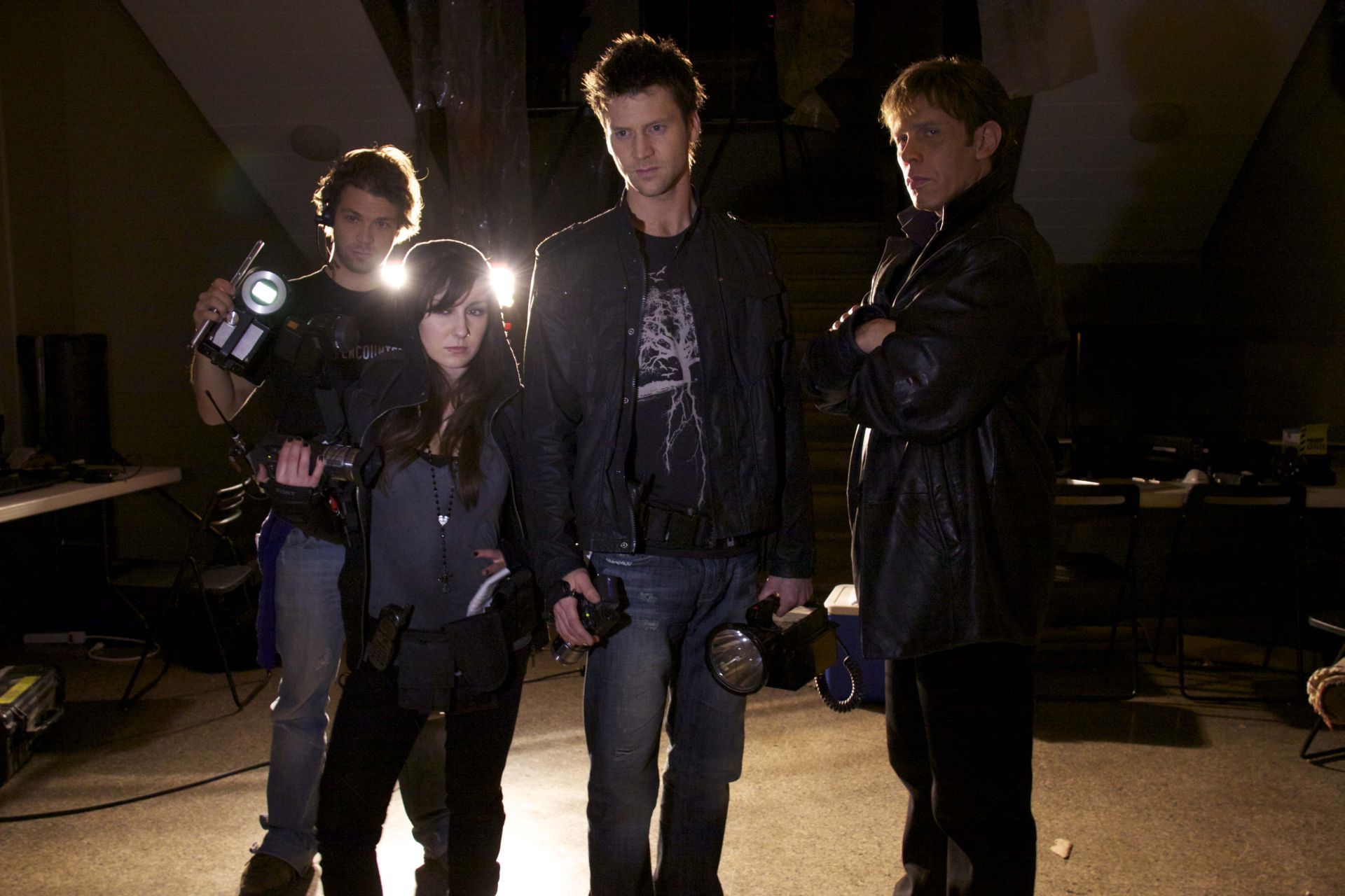 墓地邂逅剧照的剧照