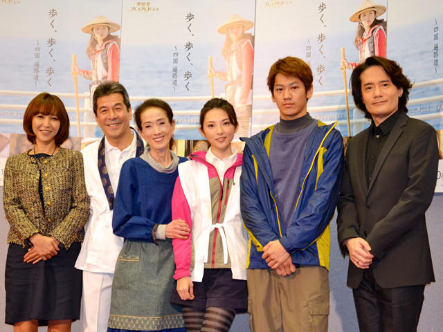 行走、行走、行走剧照的剧照