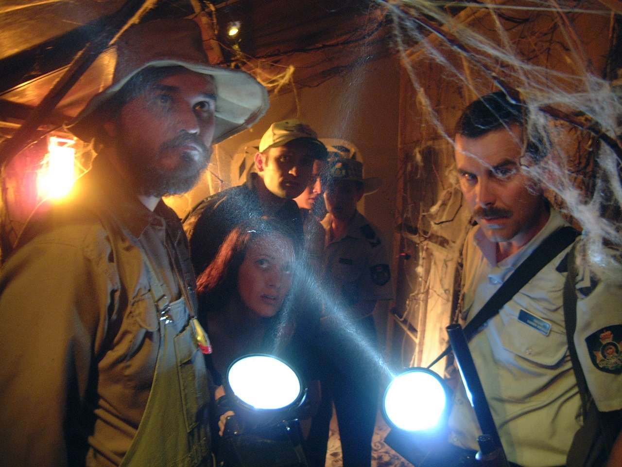 猎杀活死人剧照的剧照