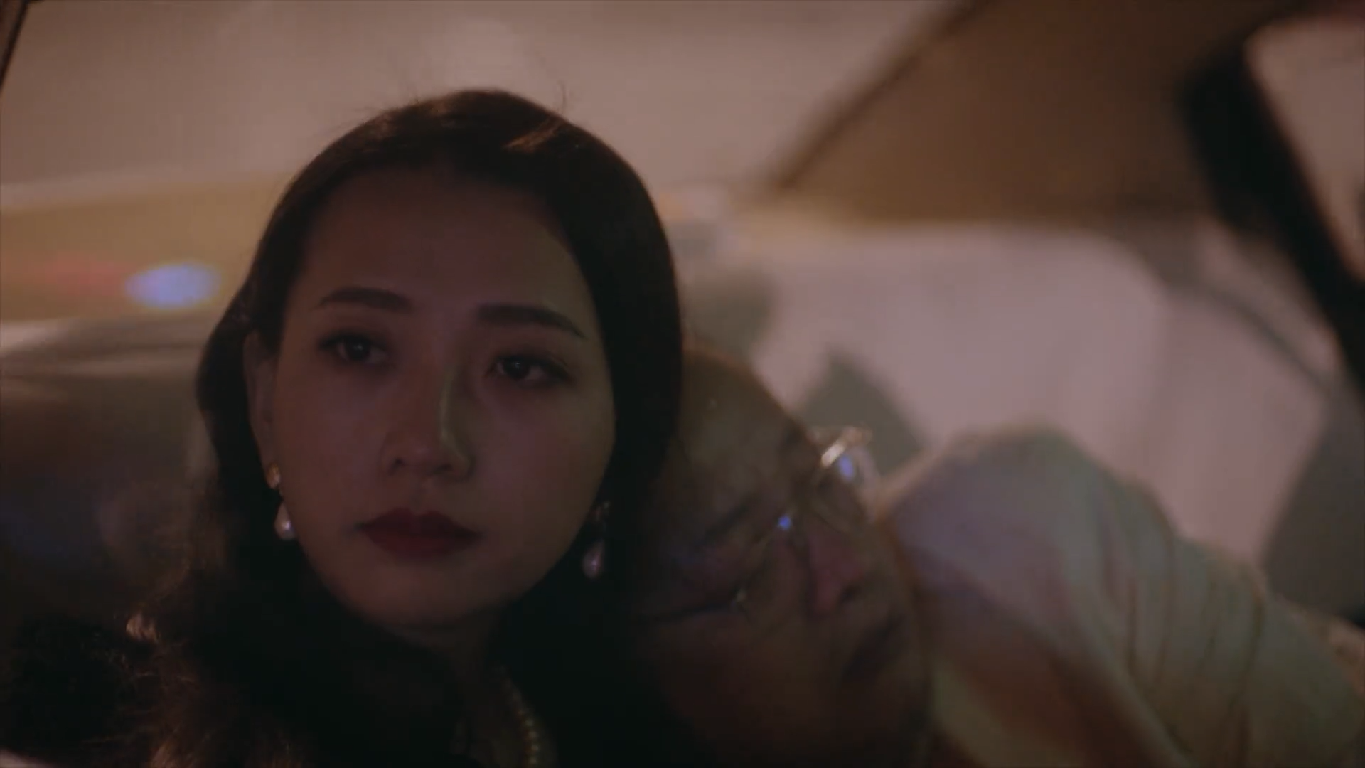 云雾笼罩的山峰剧照的剧照