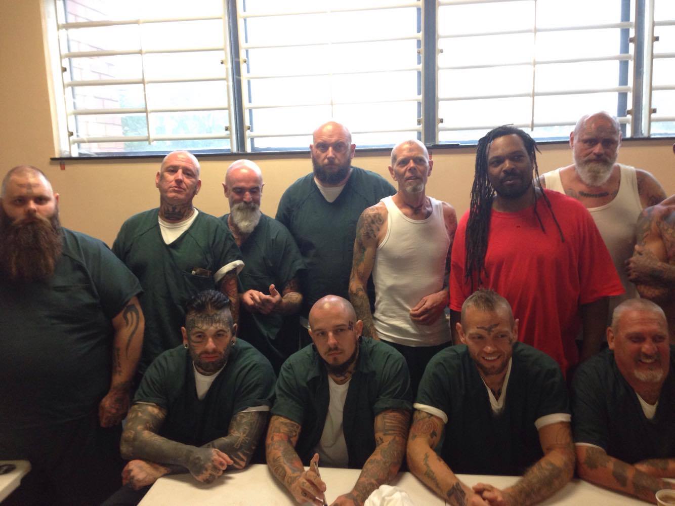 告密者剧照的剧照