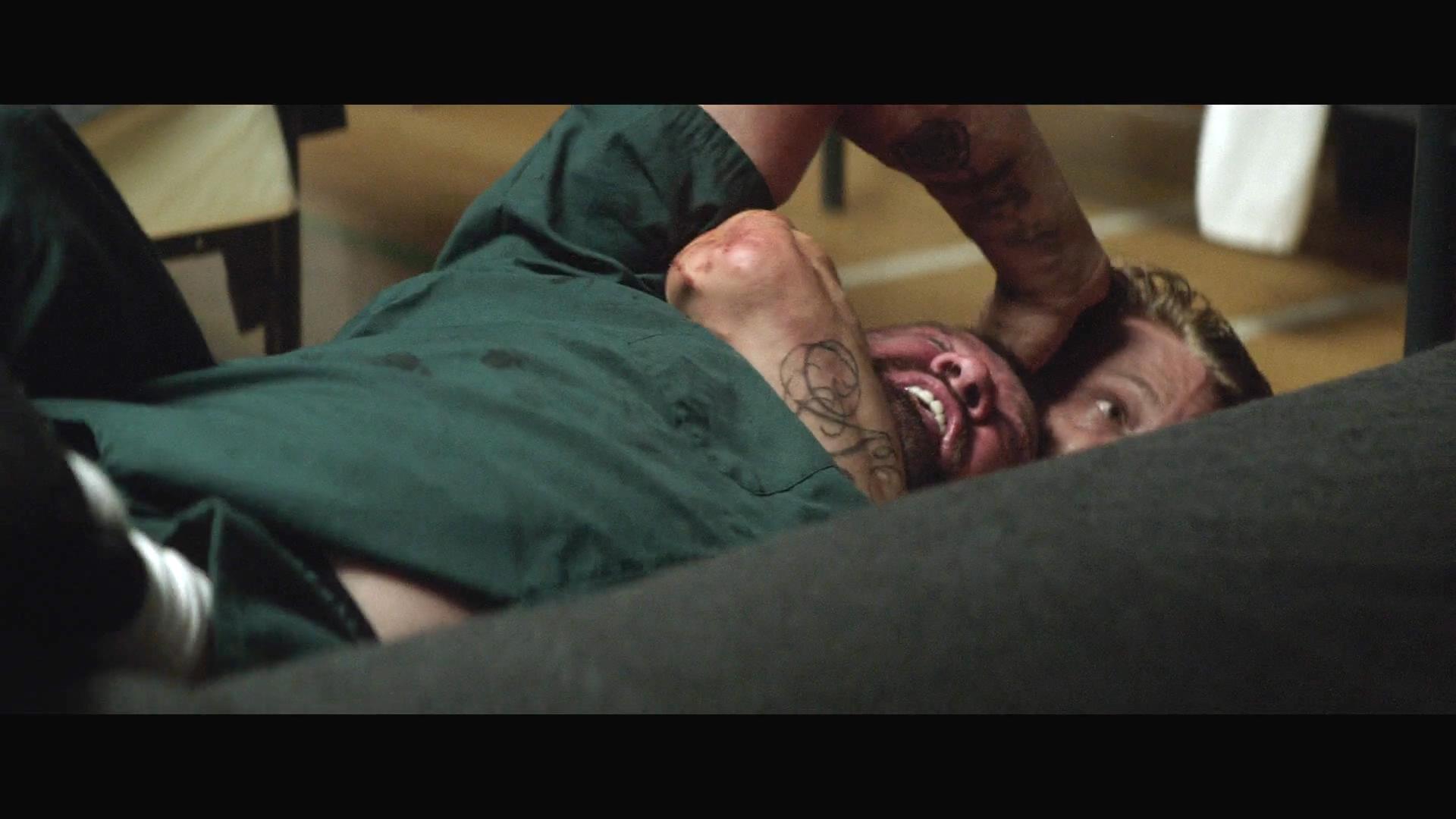 告密者剧照的剧照