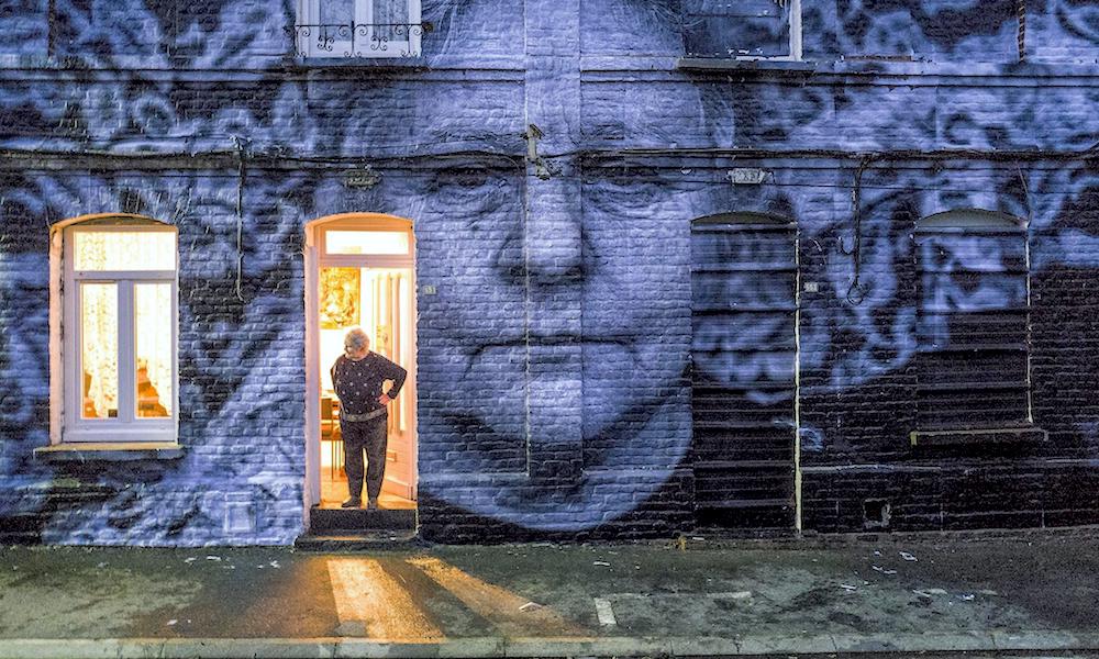 脸庞，村庄剧照的剧照