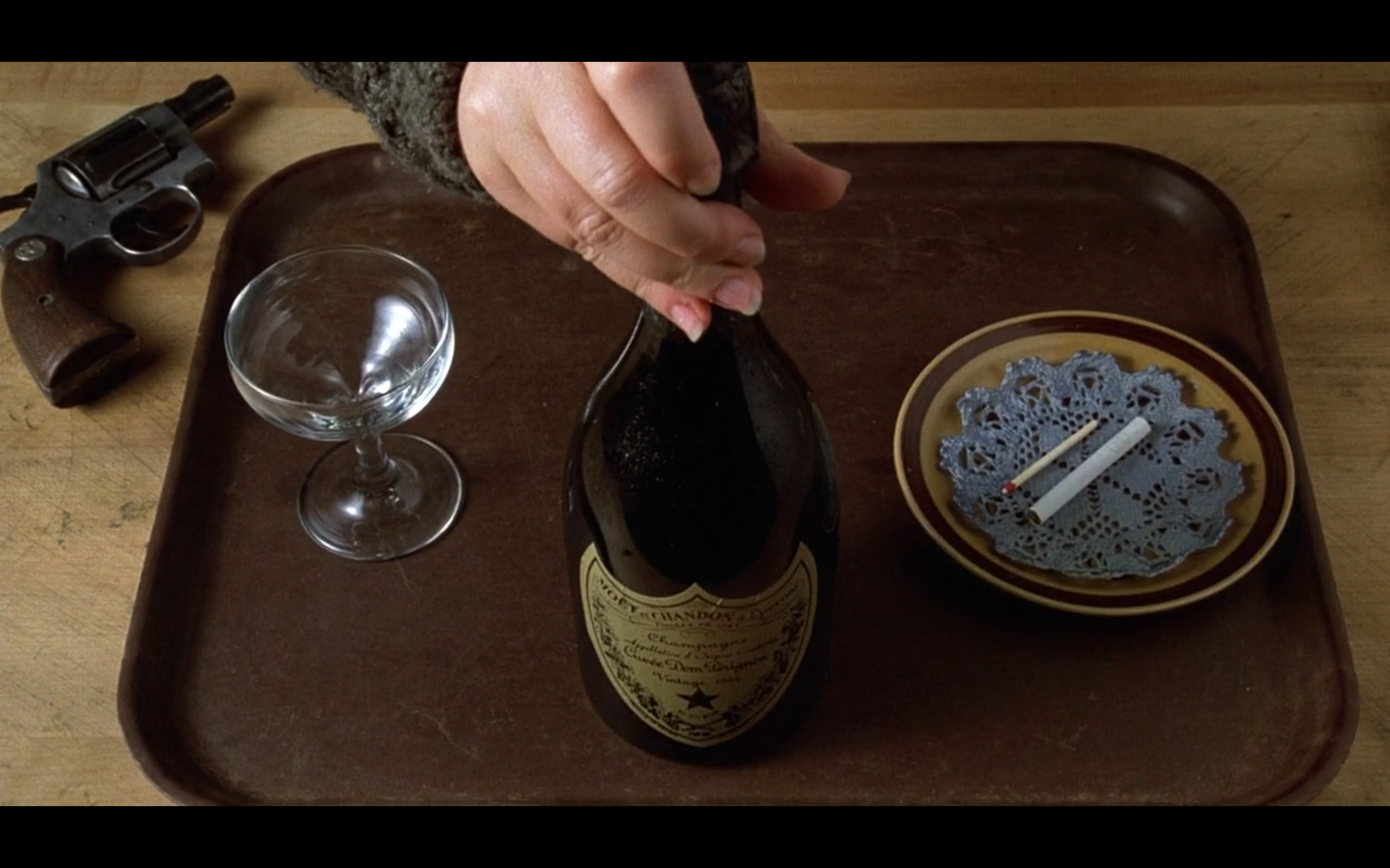 危情十日剧照的剧照